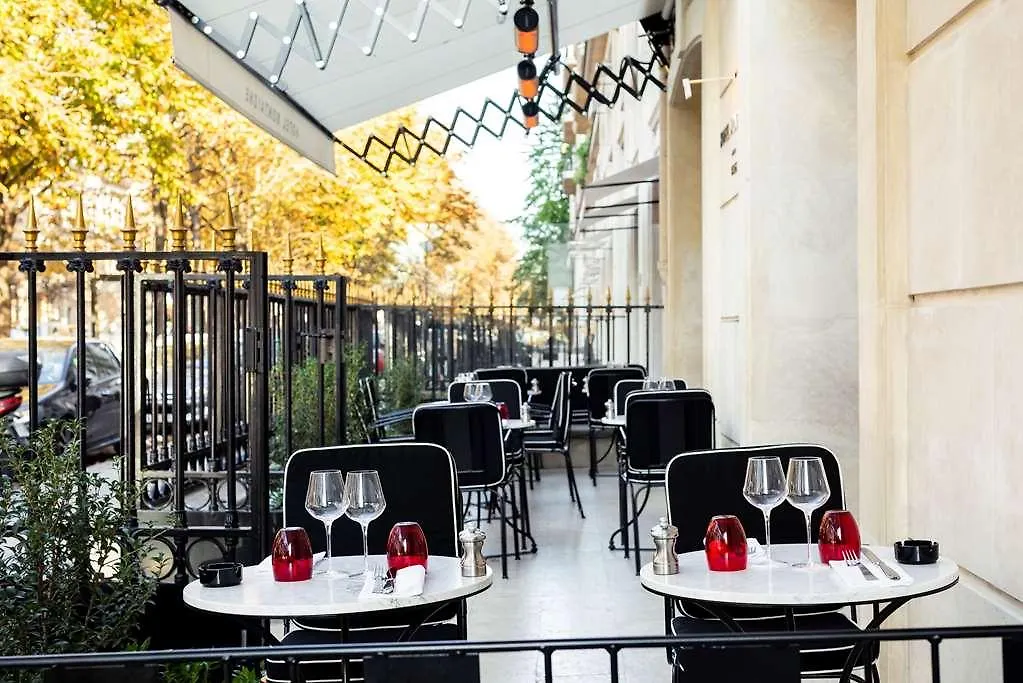 Montaigne 5* Parijs