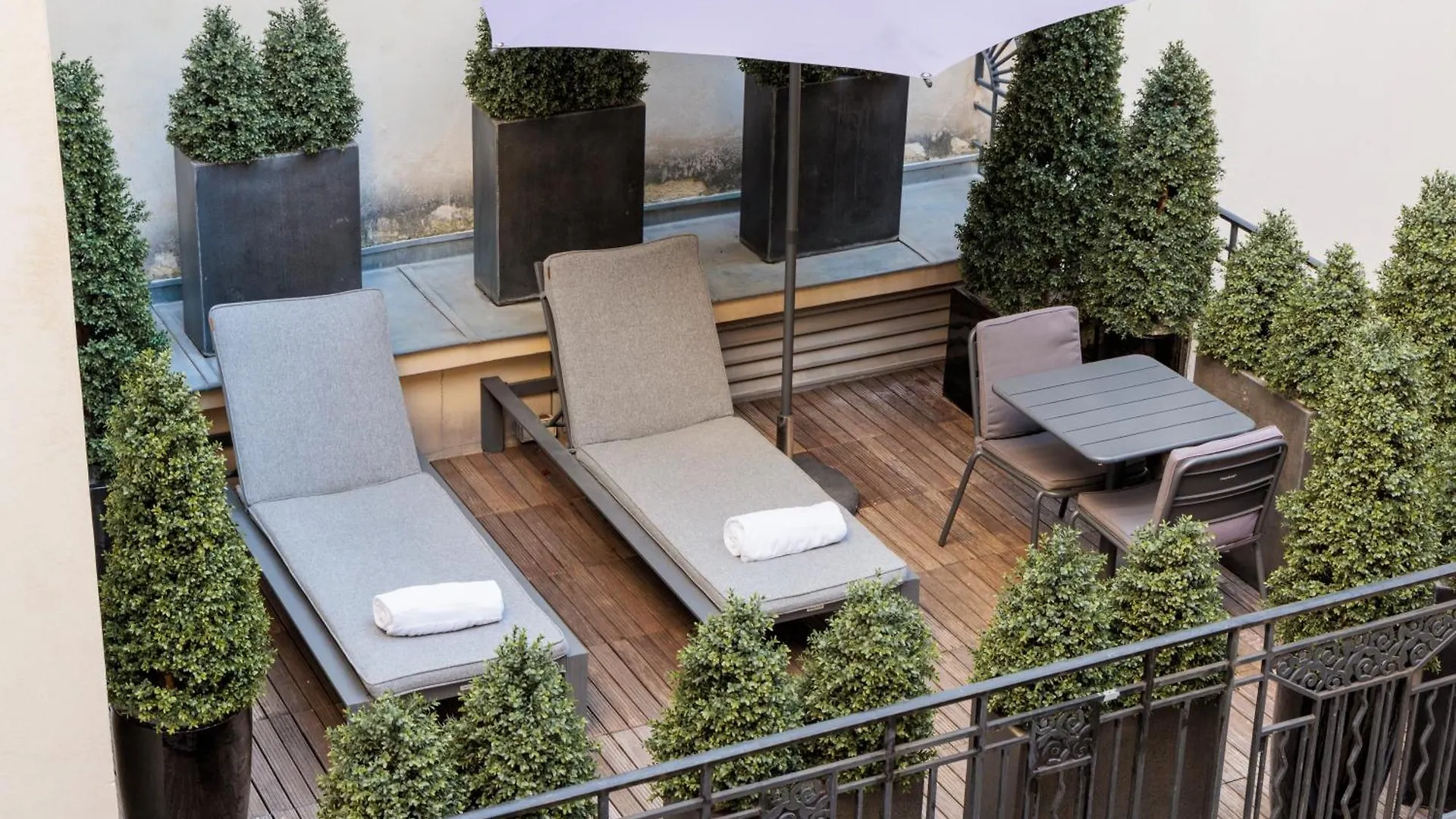 Montaigne Hotel Paris